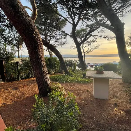 Fronte Mare Al Porticciolo Porto Pino