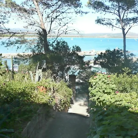 Villa Fronte Mare Al Porticciolo *